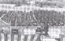 昭和35年度（1960年）校庭での卒業式