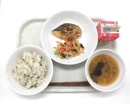 給食イメージ