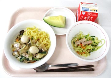 給食イメージ